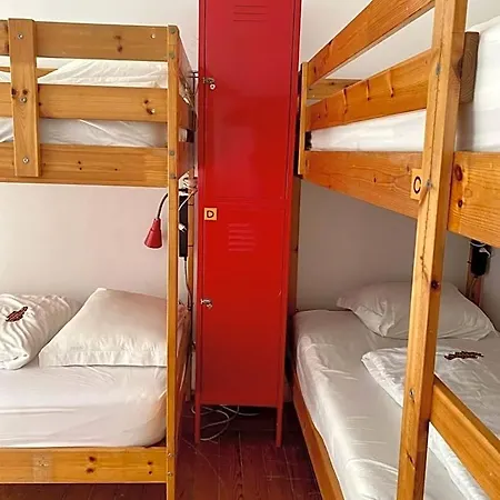 Chillout Privates Hostel